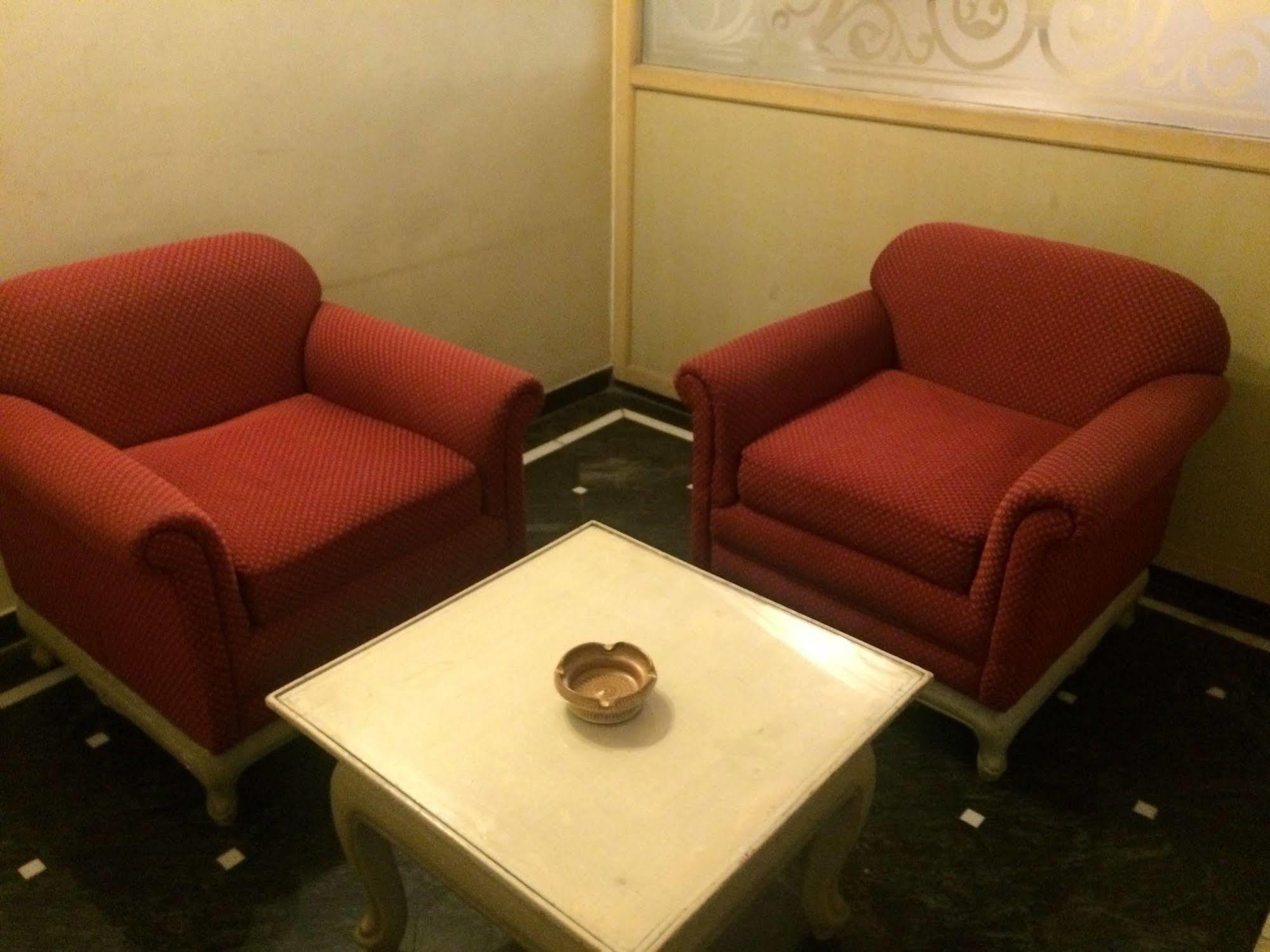 公园宫酒店 加尔各答 外观 照片
